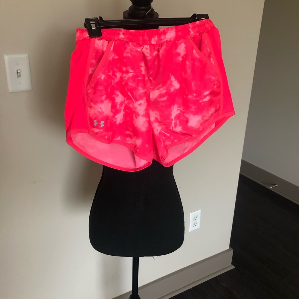 Under Armour pocket shorts small NWOT